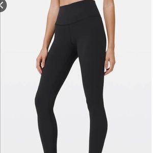Black lululemon align leggings